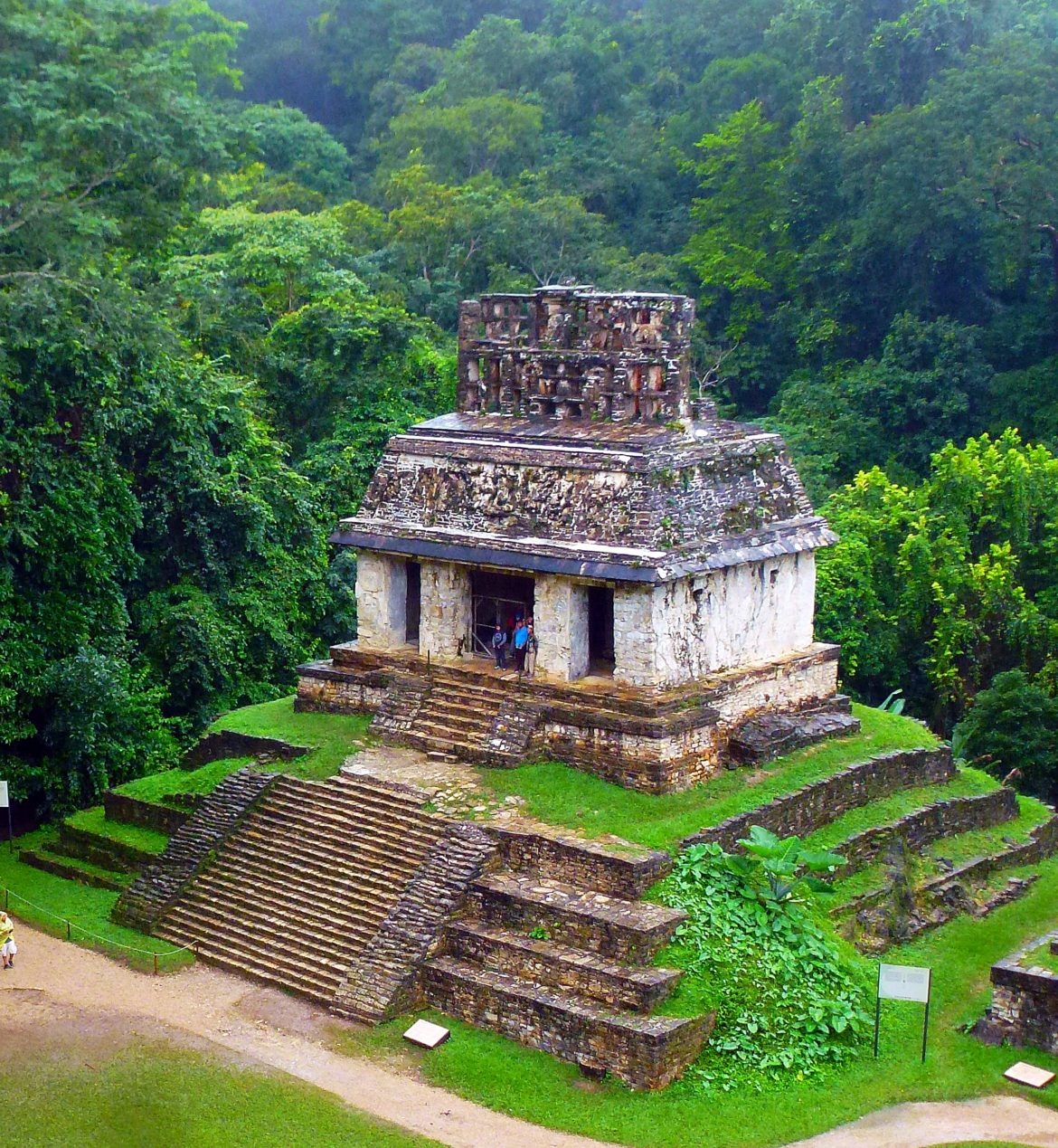 Photo Essay: Jungle Ruins of Palenque, Mexico – Flying Dutchman Pat